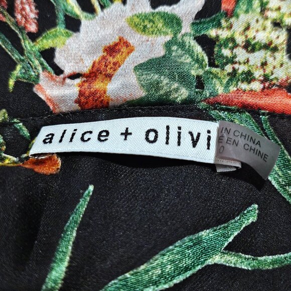 Alice + Olivia Abney Wrap Dress in Blooming Bouquet Size 0 - Picture 4 of 4